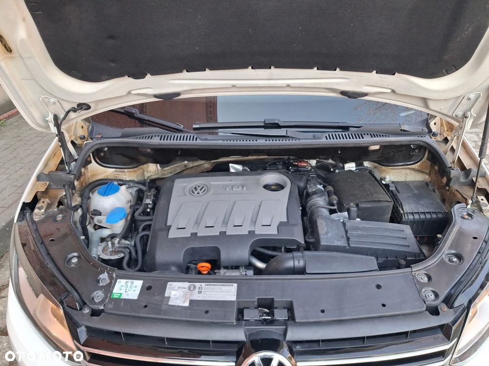 Volkswagen Touran - 14