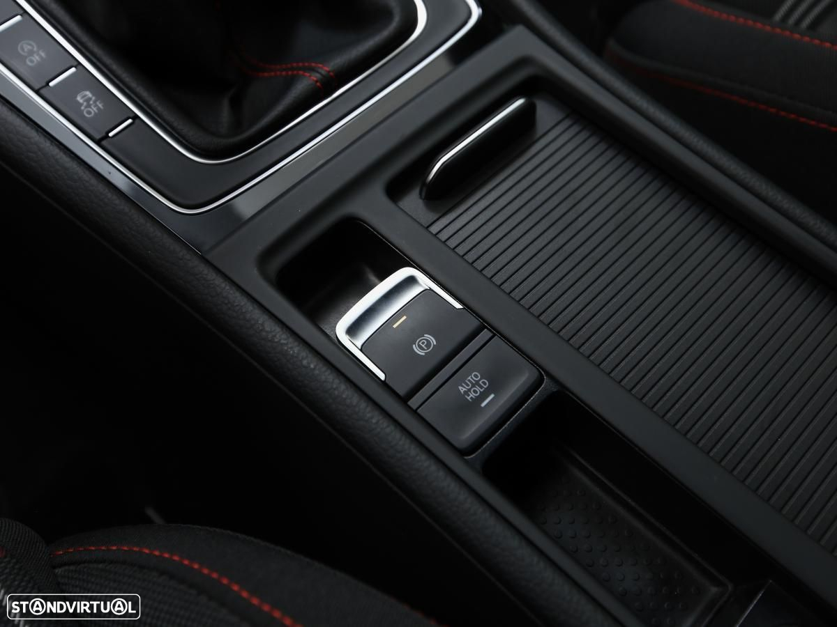 VW Golf 2.0 TSi GTi Performance - 25