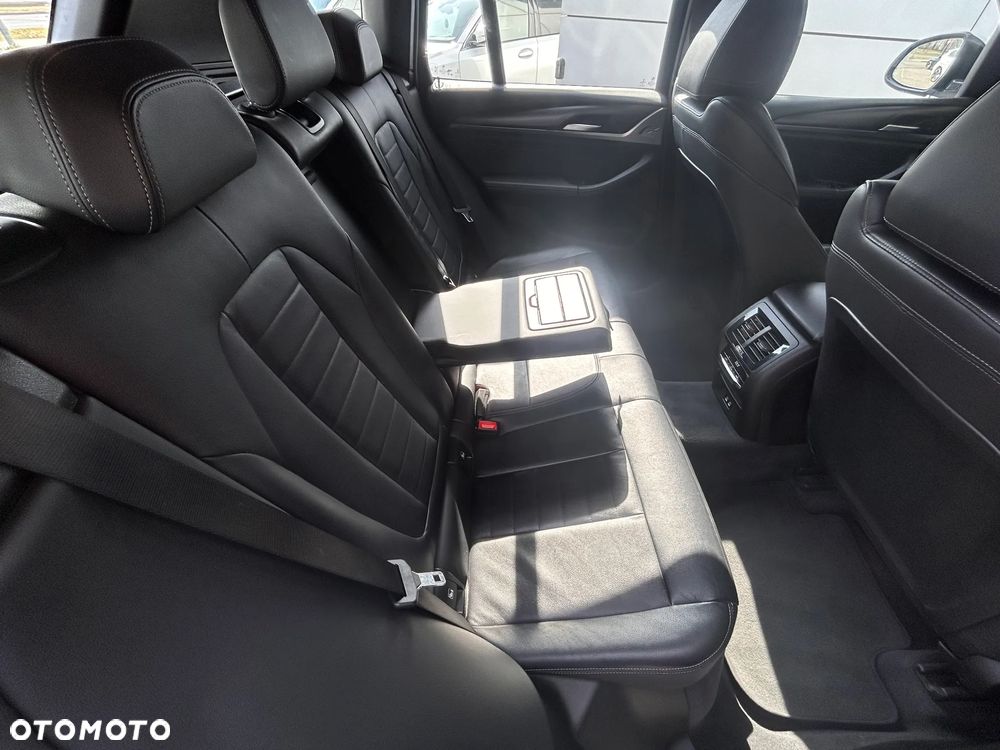 BMW X3 xDrive20d mHEV M Sport sport - 24