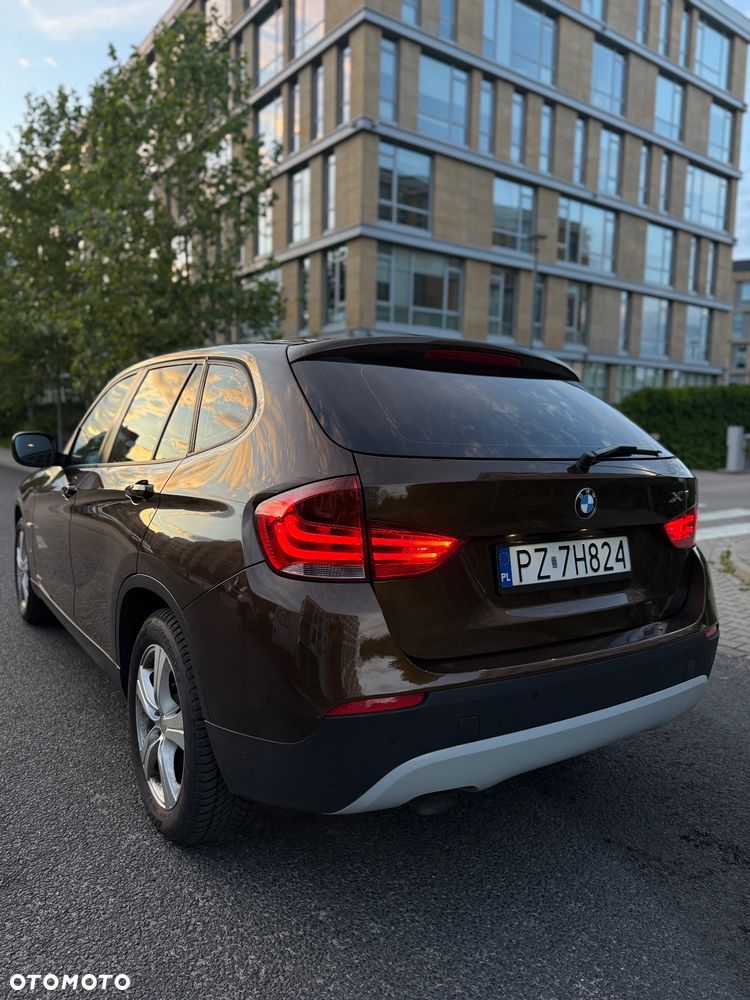 BMW X1 xDrive18d xLine - 4
