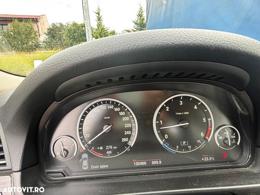 BMW Seria 5 530d xDrive AT - 17