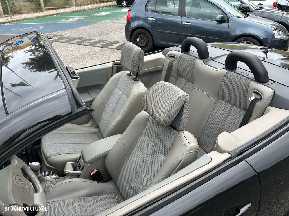 Renault Mégane CC 1.9 dCi Dynamique - 9