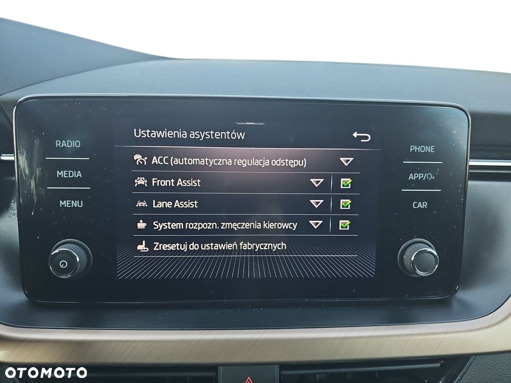 Skoda Kamiq 1.0 TSI Style - 32