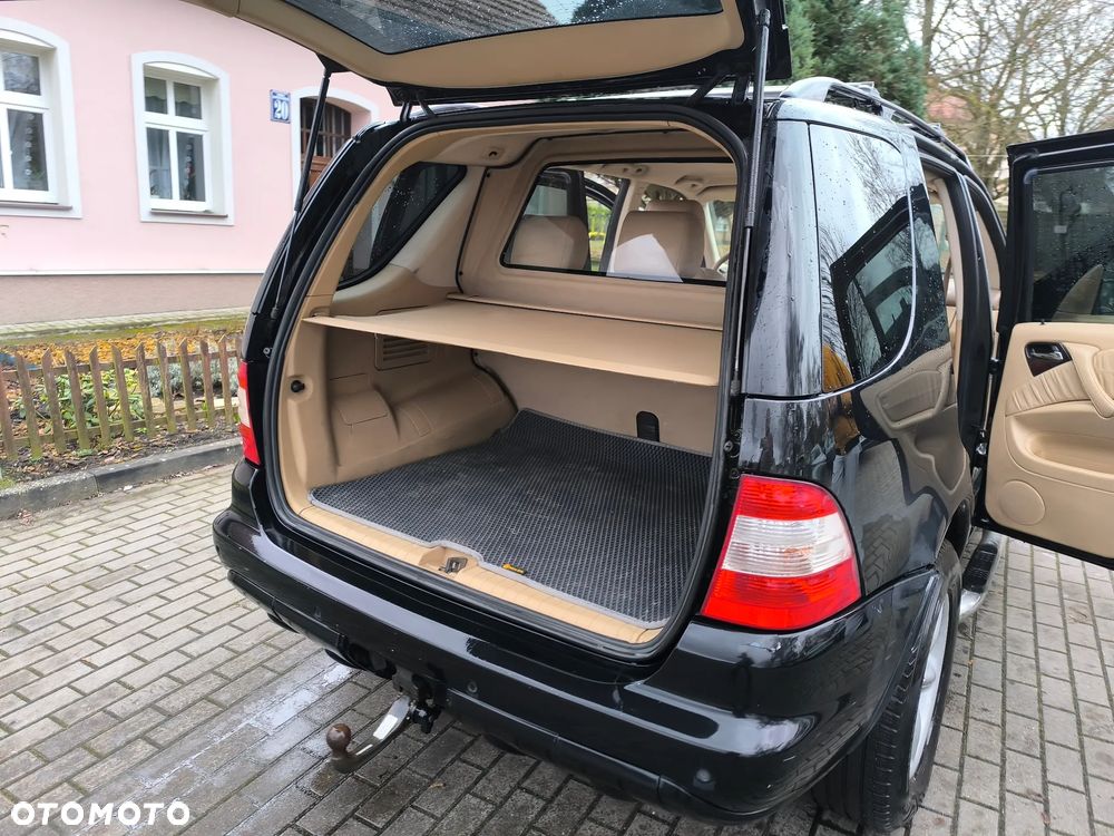 Mercedes-Benz ML - 22