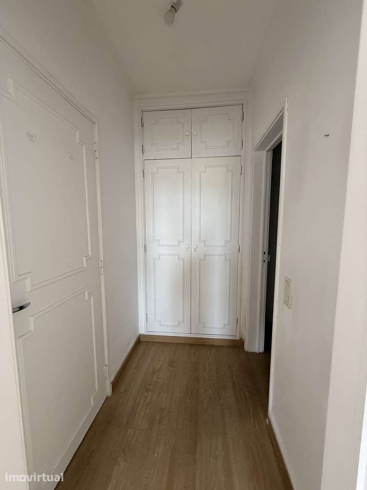 Apartamento T1 no Edificio Riyadh, Cascais - Grande imagem: 5/10