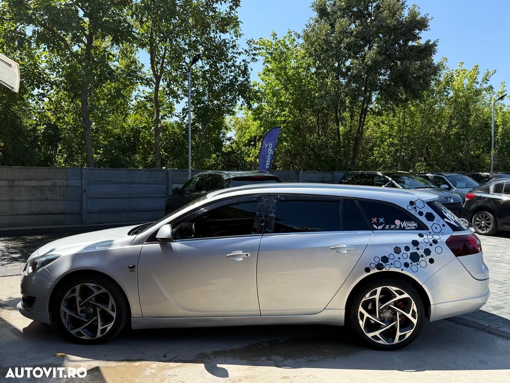 Opel Insignia - 32