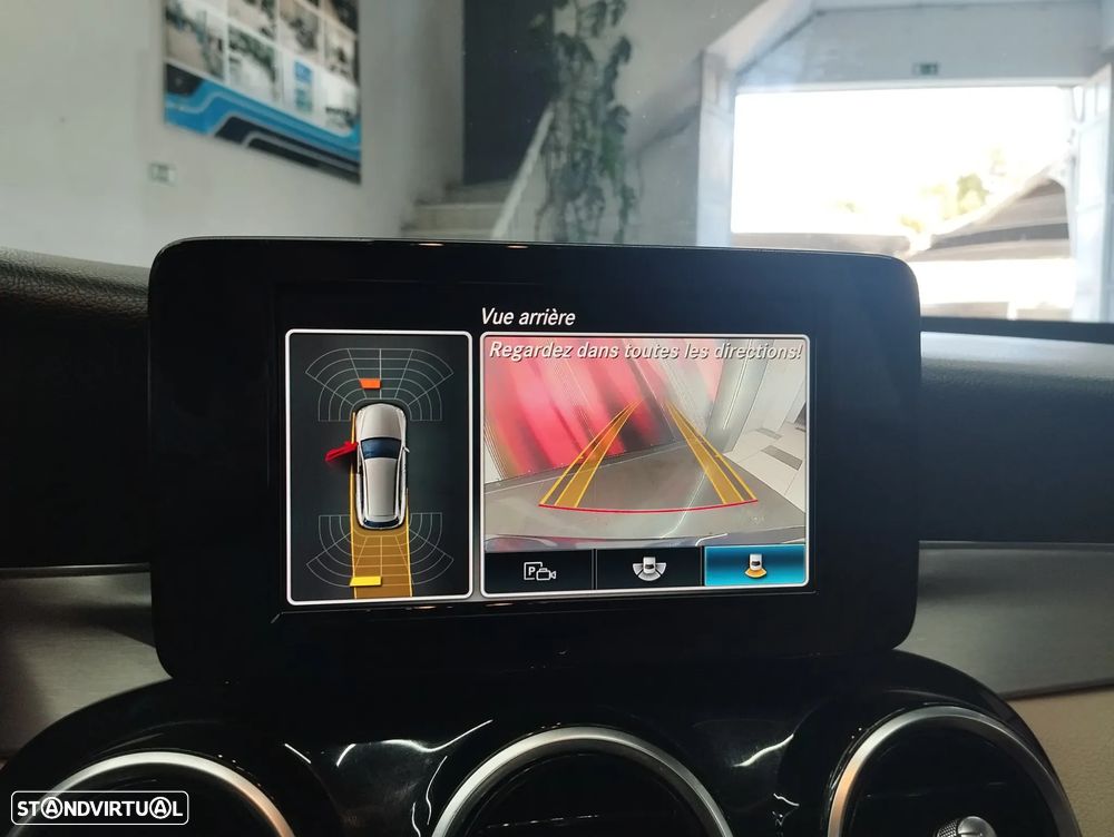 Mercedes-Benz C 300 de Avantgarde - 32