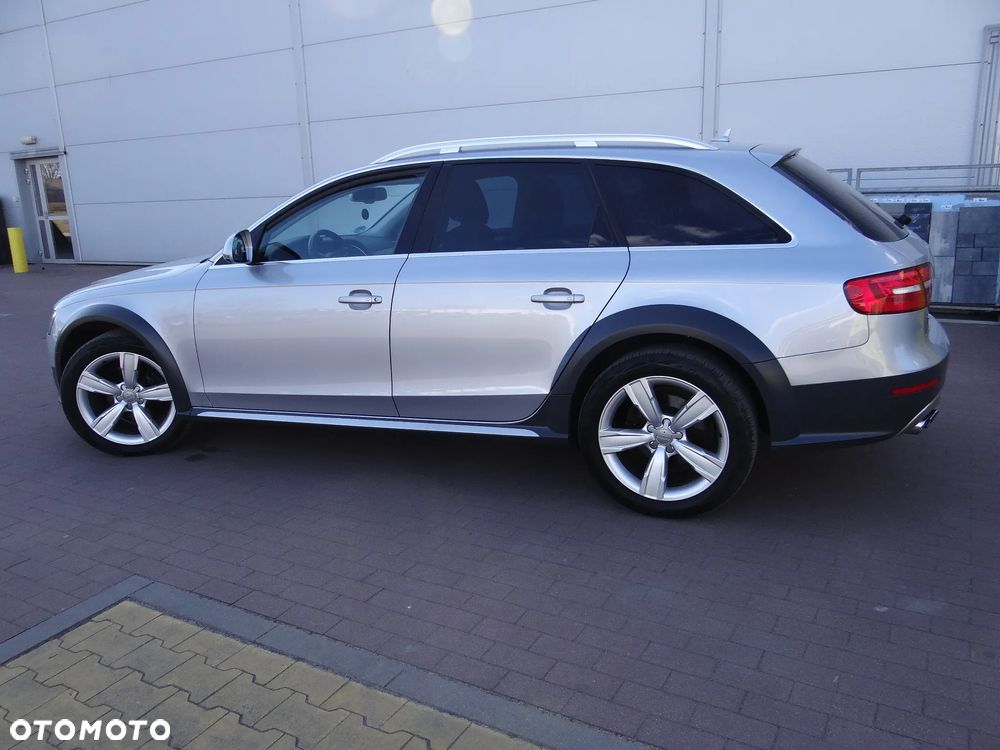 Audi A4 Allroad 2.0 TDI DPF S tronic - 3