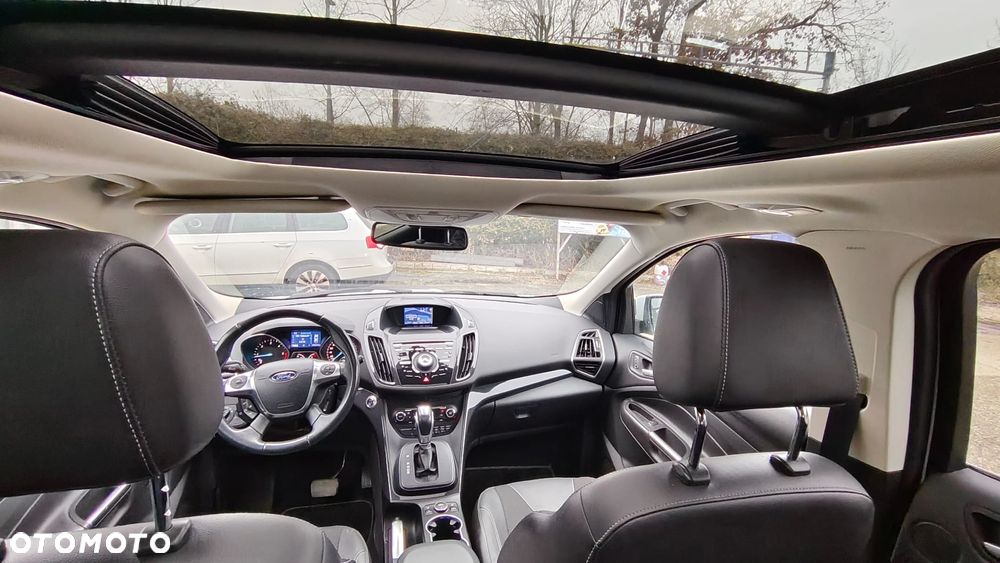 Ford Kuga 2.0 TDCi 4x4 Titanium - 15