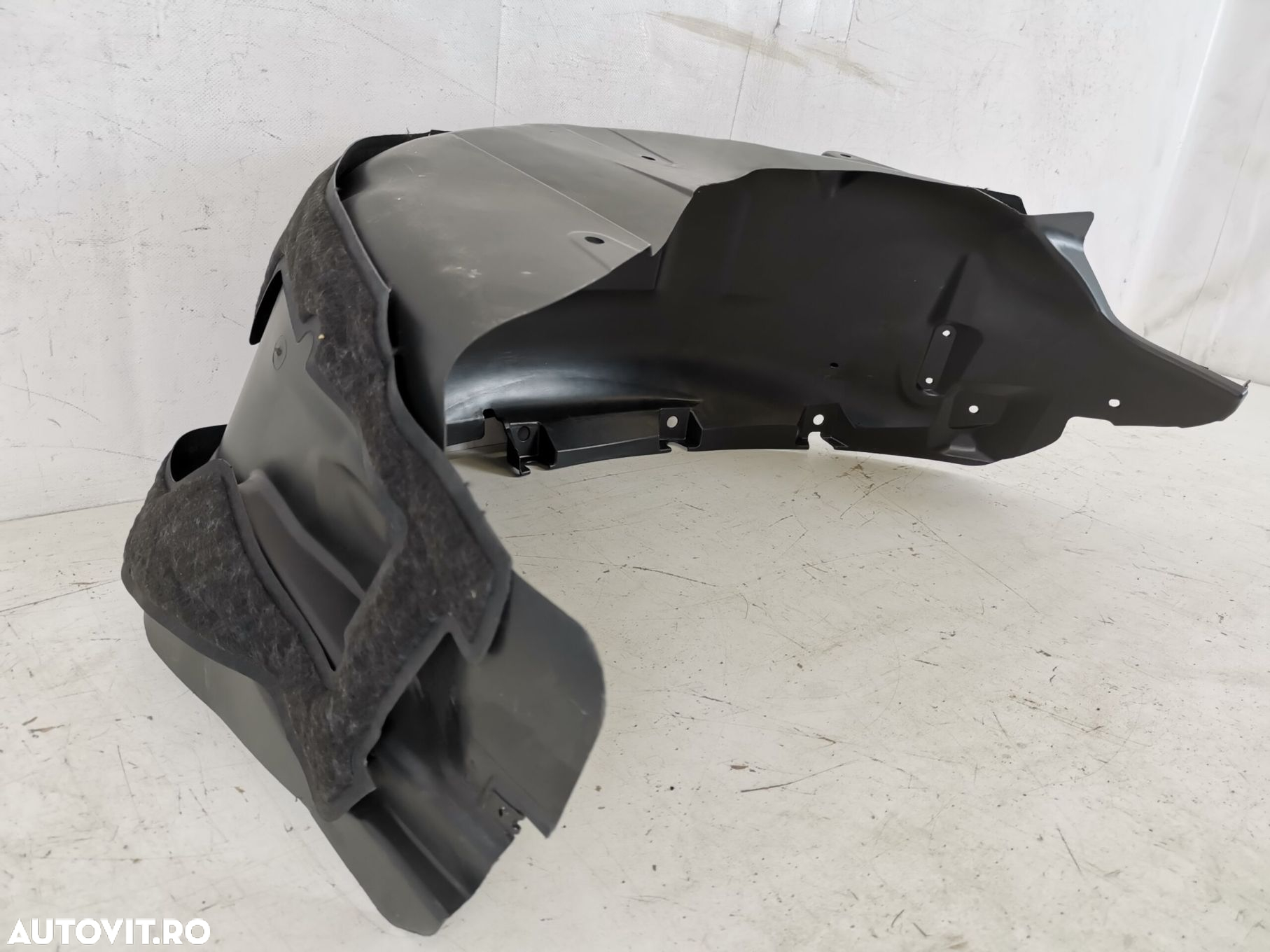 Carenaj Dreapta Spate Land Rover  Discovery 4 2009 2010 2011 2012 2013 - 5