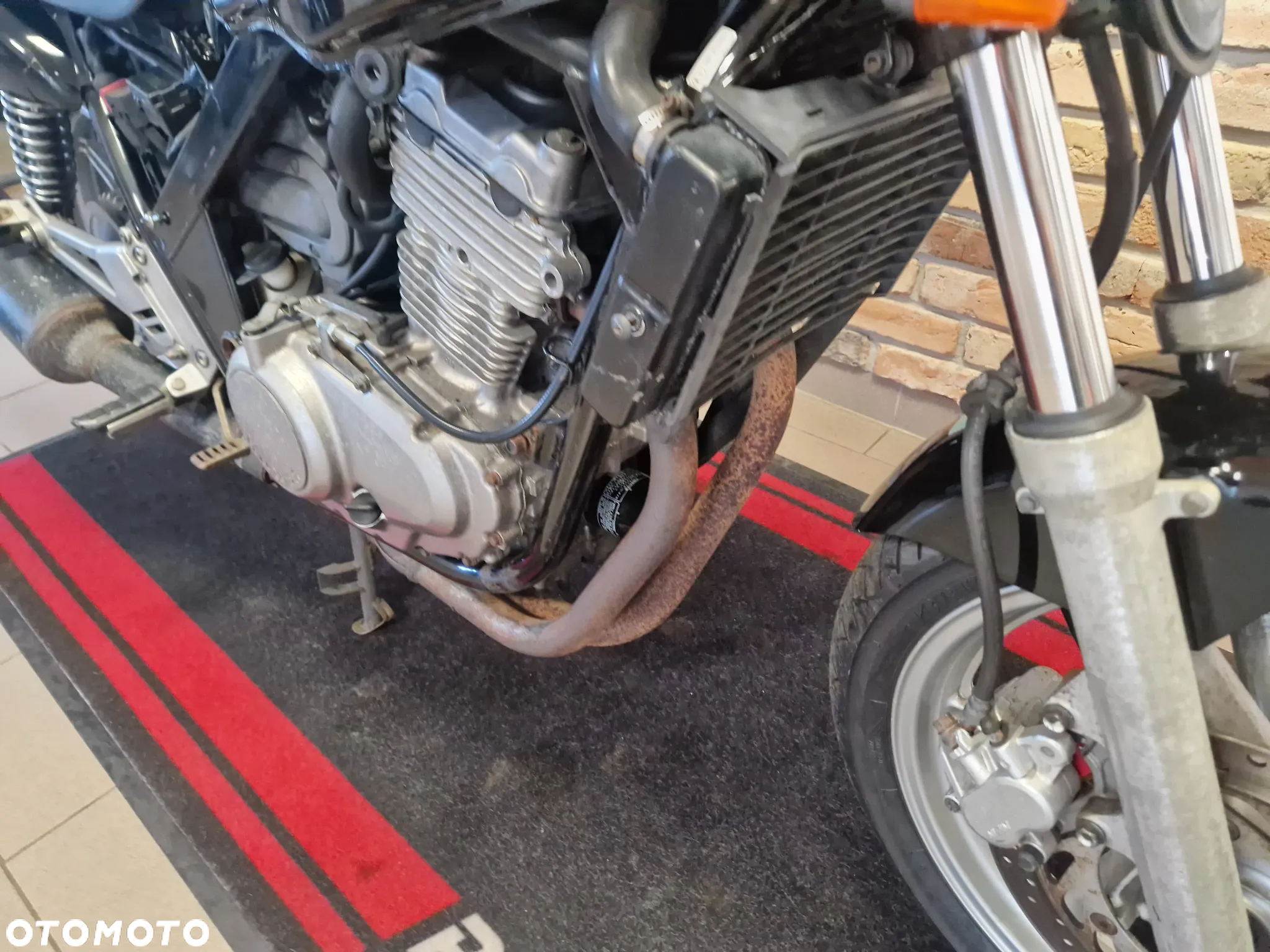 Honda CB - 24