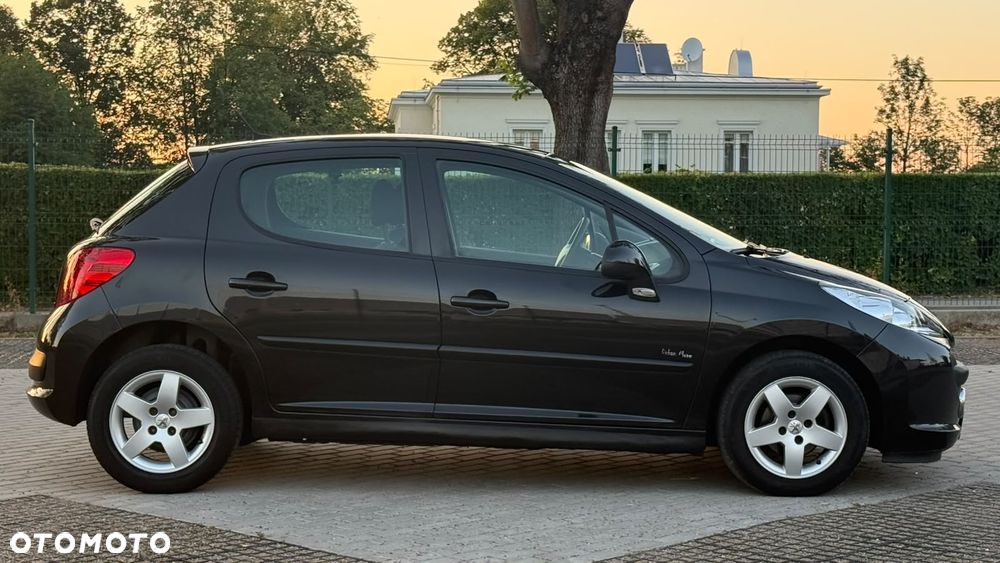 Peugeot 207 75 Urban Move - 31