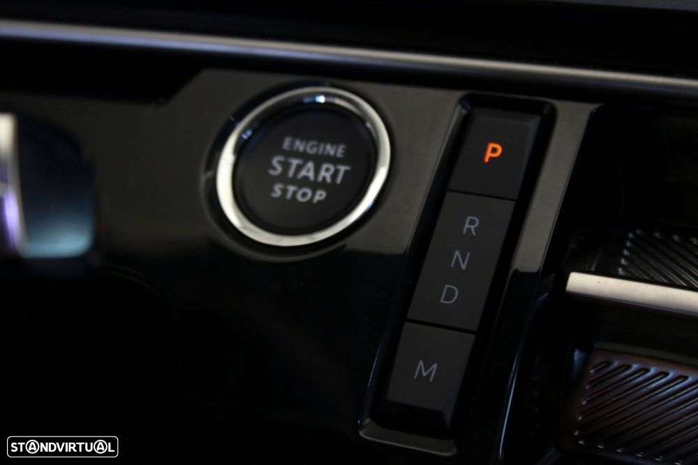 Peugeot 3008 1.2 Hybrid Allure e-DCS6 - 12
