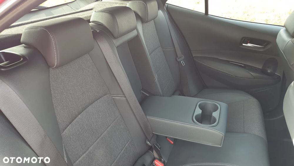 Toyota Corolla - 27