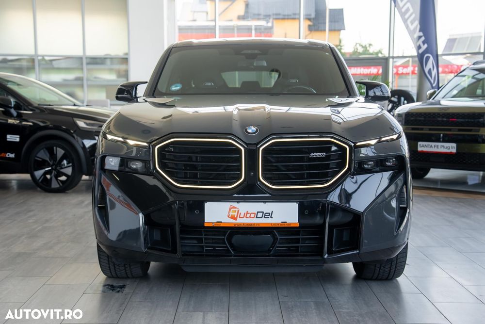 BMW XM 50e - 7