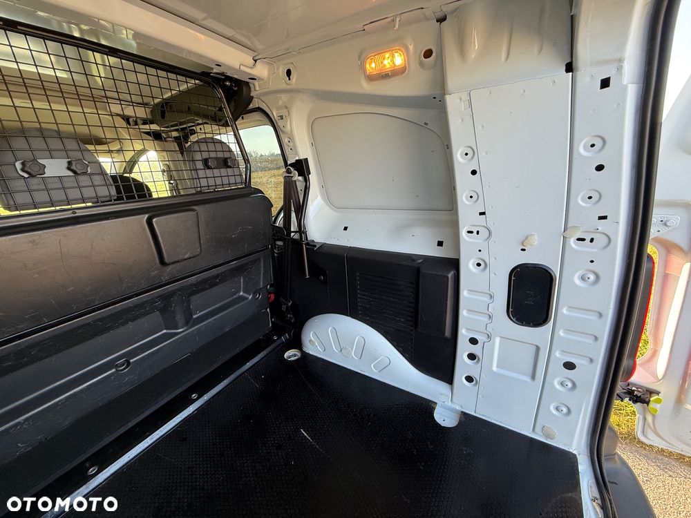 Peugeot Partner osobowy - 15