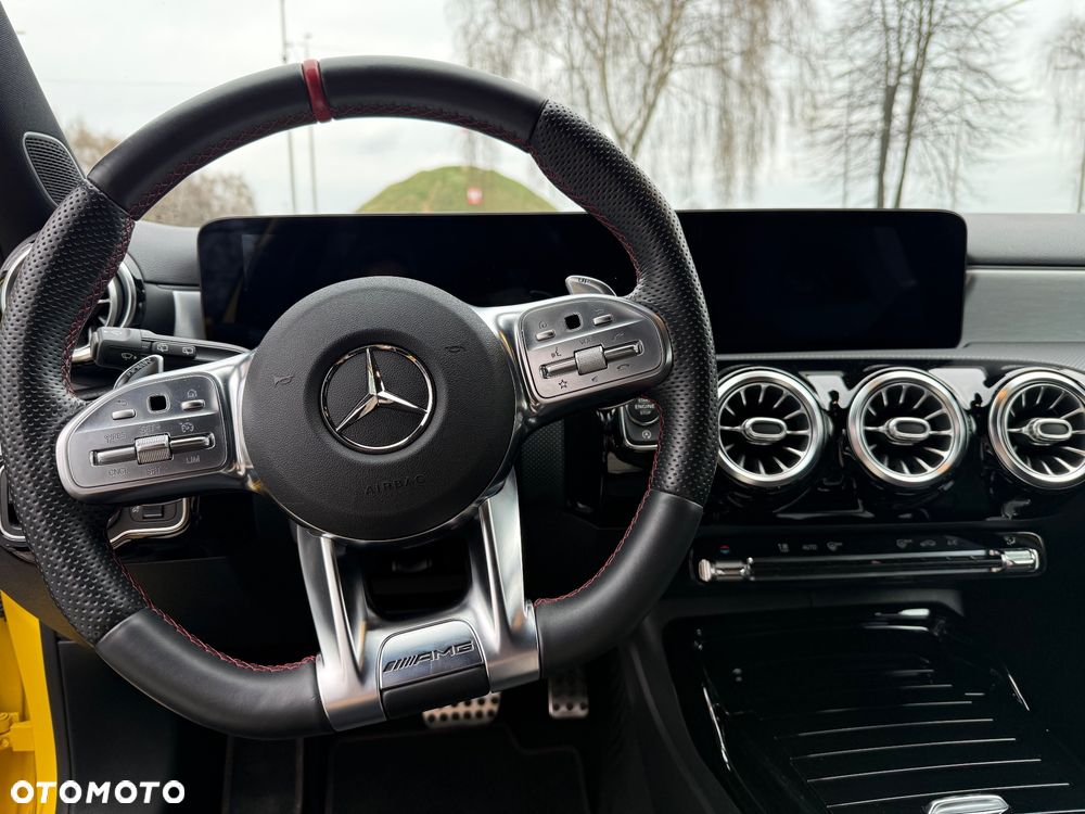 Mercedes-Benz Klasa A AMG 35 4Matic AMG Speedshift DCT 7G - 16