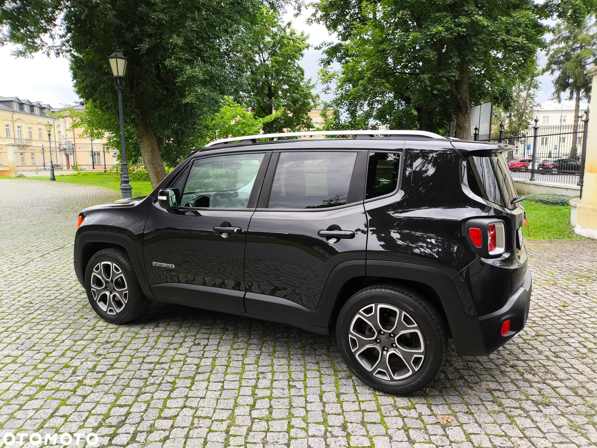 Jeep Renegade 1.4 MultiAir Limited - 17