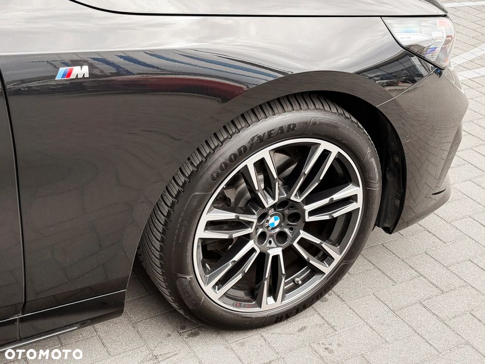 BMW Seria 5 520i - 11