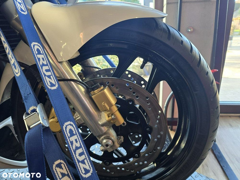 Suzuki GSX-R - 7
