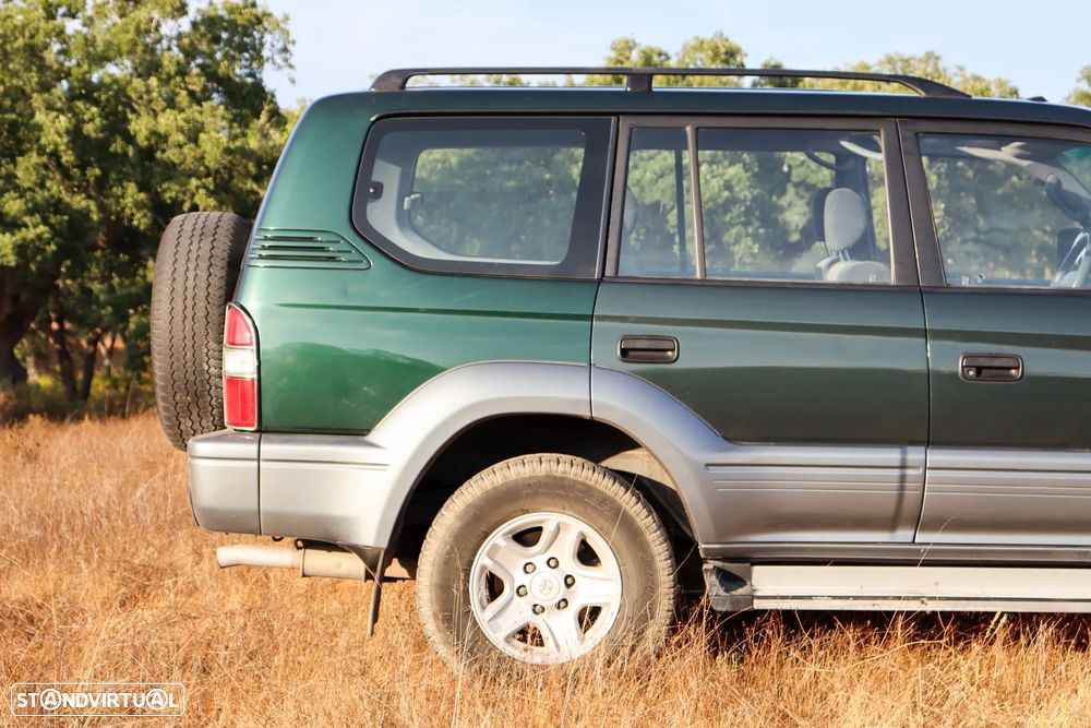 Toyota Land Cruiser - 6