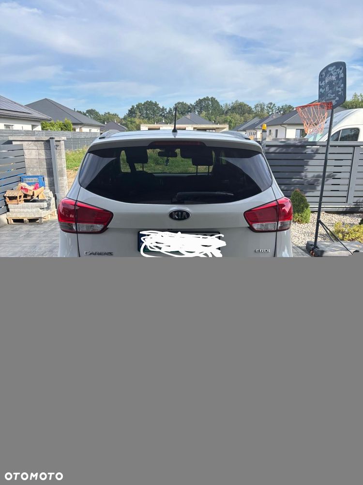 Kia Carens 1.7 CRDi L - 2