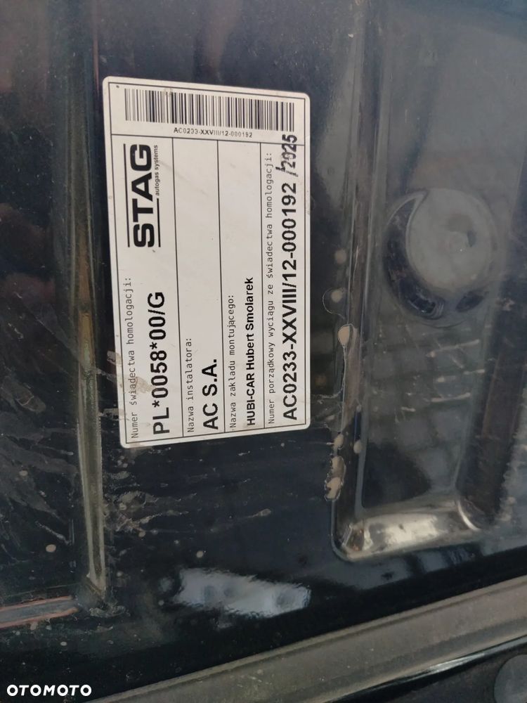 Jeep Grand Cherokee - 35