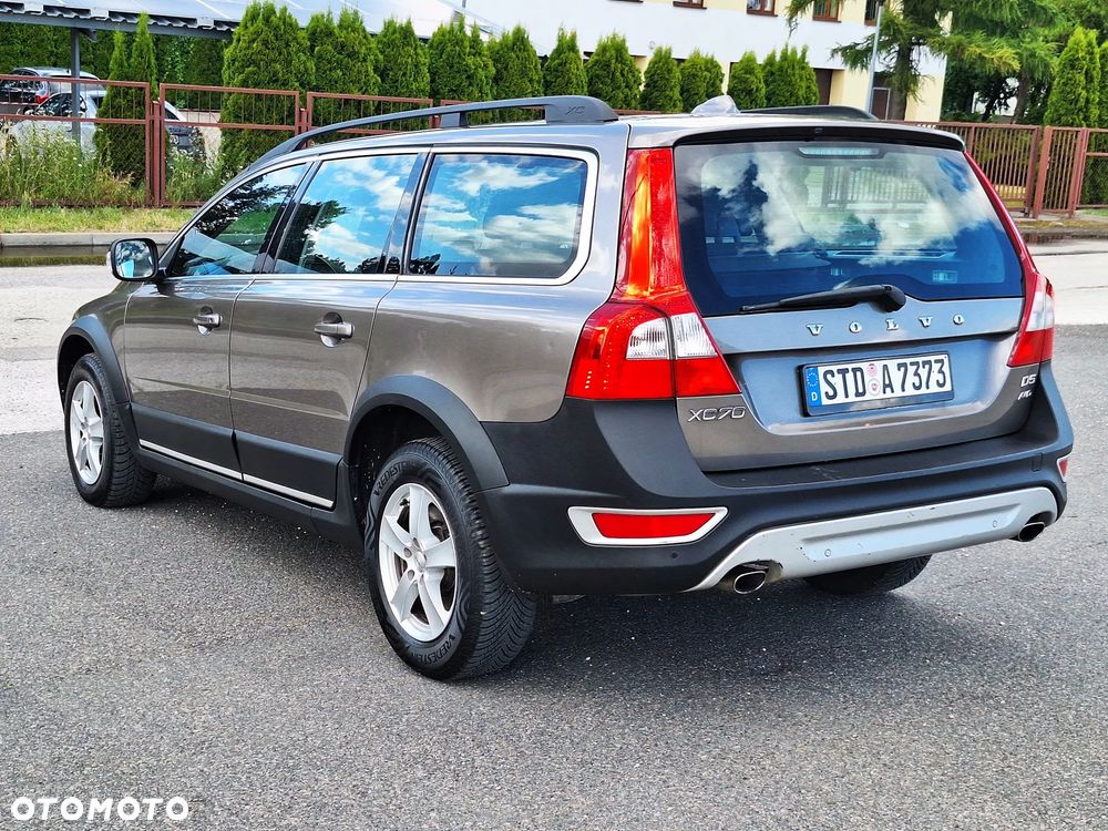 Volvo XC 70 D5 AWD Kinetic - 17