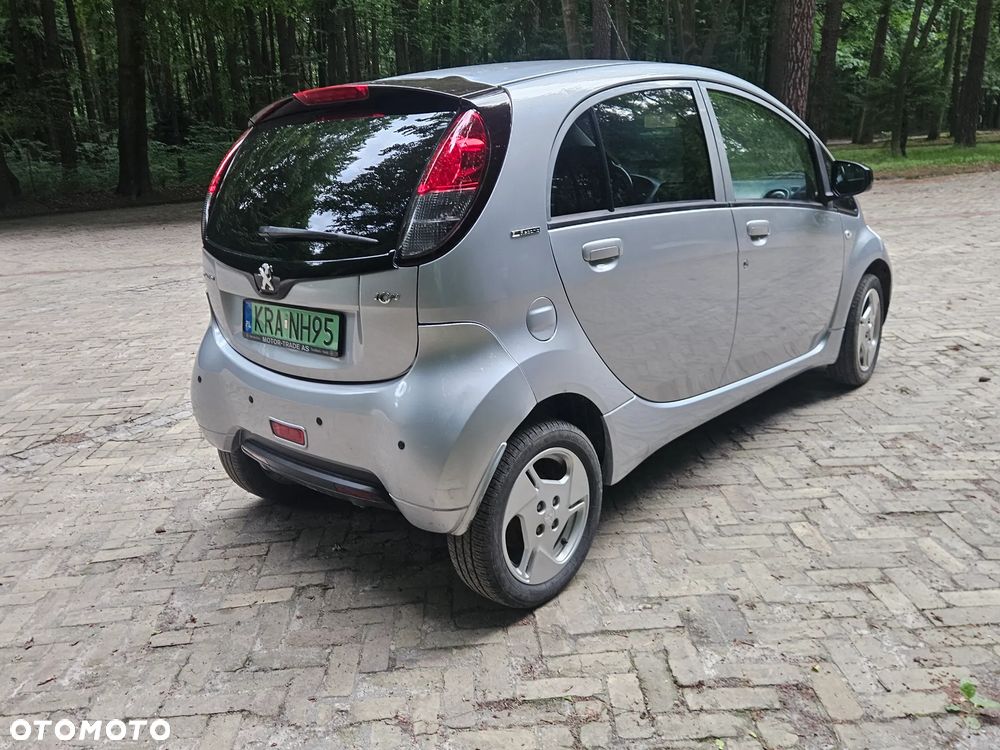 Peugeot iOn Standard - 3
