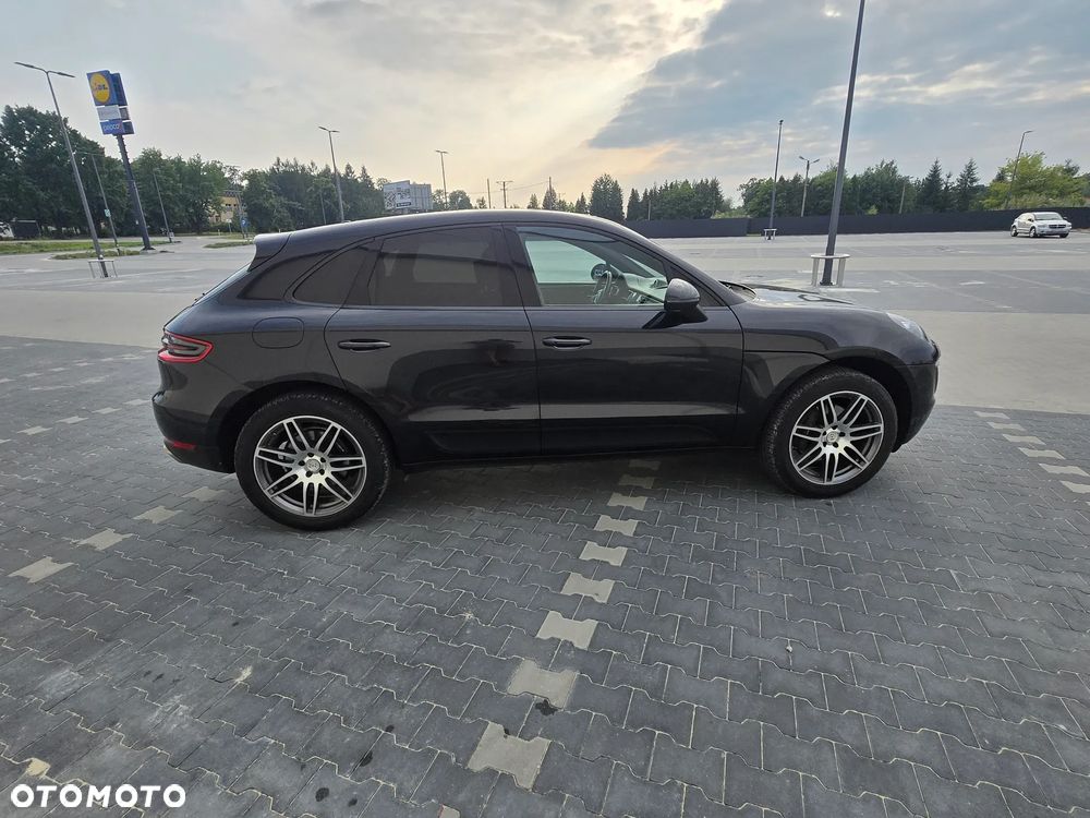 Porsche Macan - 3