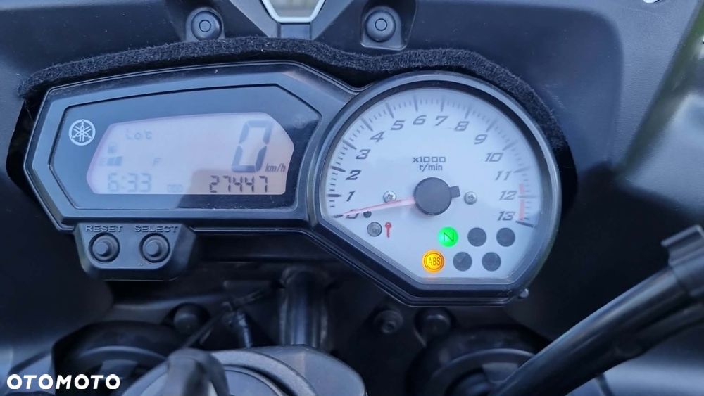 Yamaha FZ8 - 19