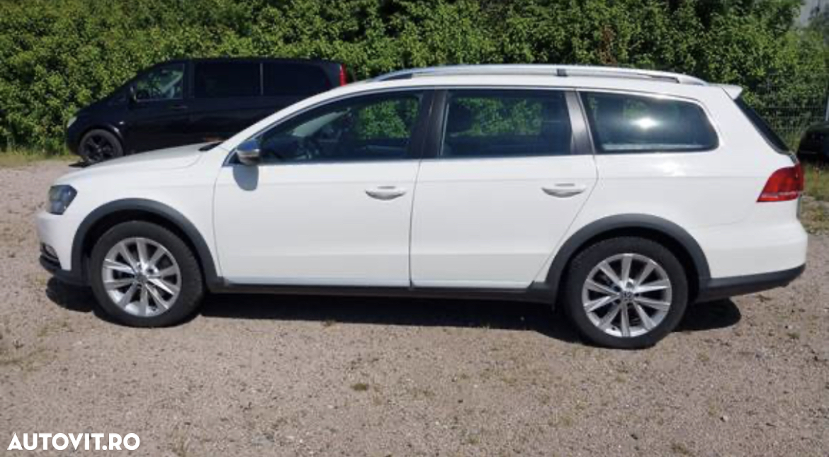 Volkswagen Passat Alltrack 2.0 TDI 4Motion DSG BlueMotion Tec - 3