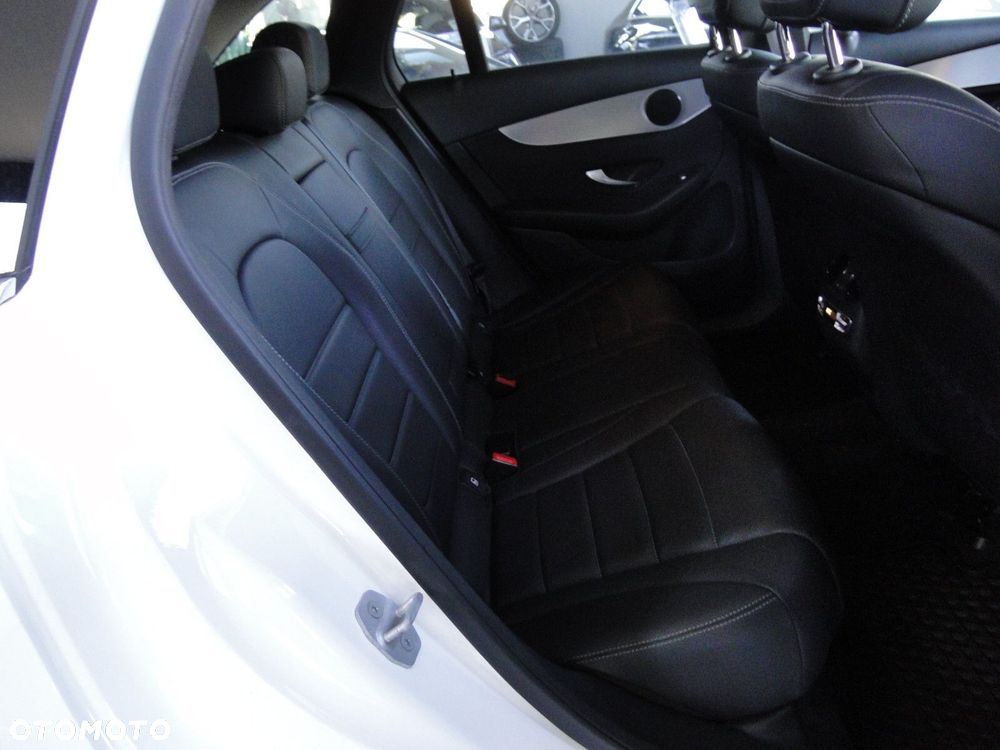 Mercedes-Benz GLC - 14