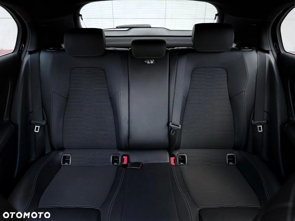 Mercedes-Benz Klasa A 200 d 8G-DCT Special Edition - 26