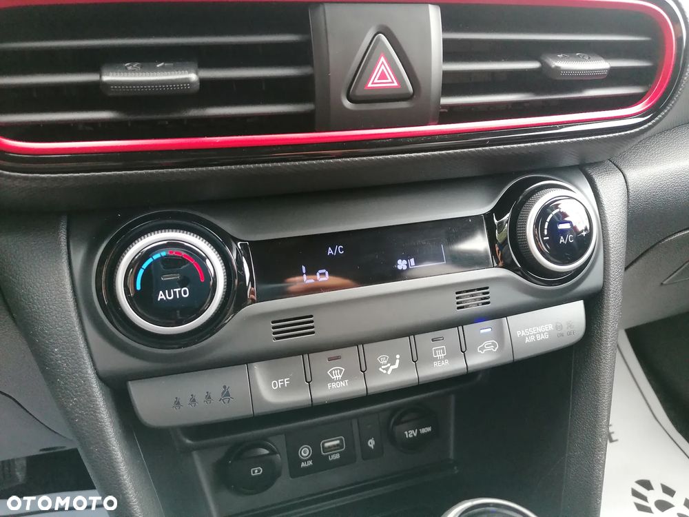 Hyundai Kona 1.6 T-GDI DCT 4WD Premium - 22