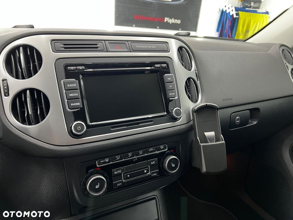 Volkswagen Tiguan - 33