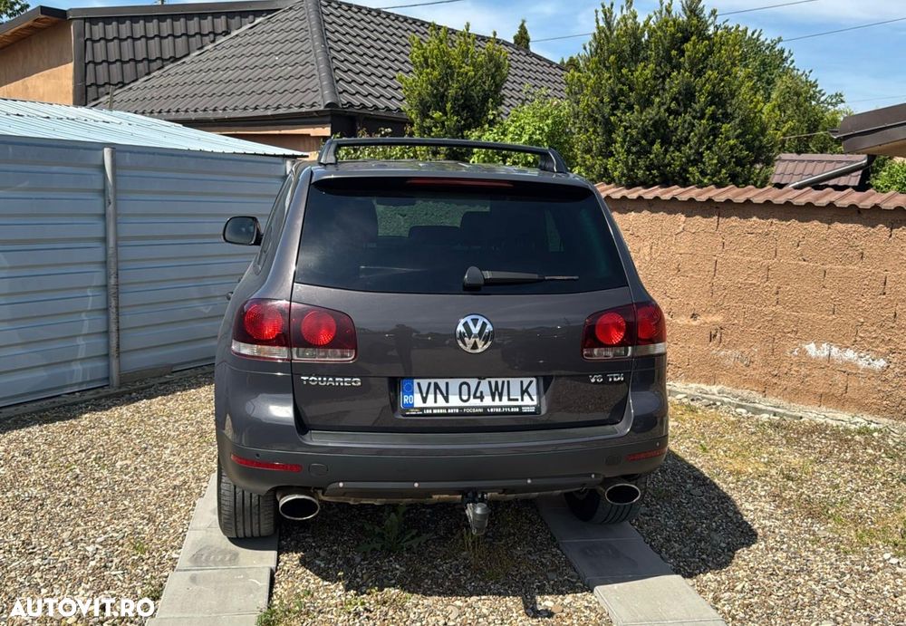 Volkswagen Touareg - 13