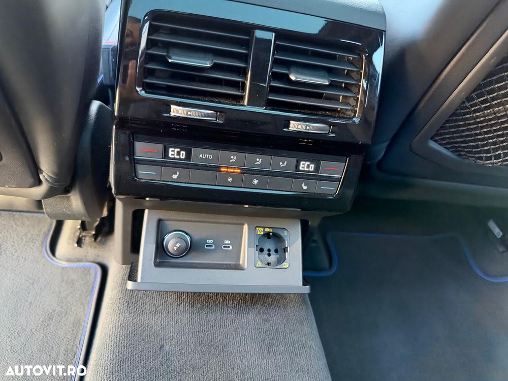 Volkswagen Touareg V6 TSI eHybrid PHEV R - 13