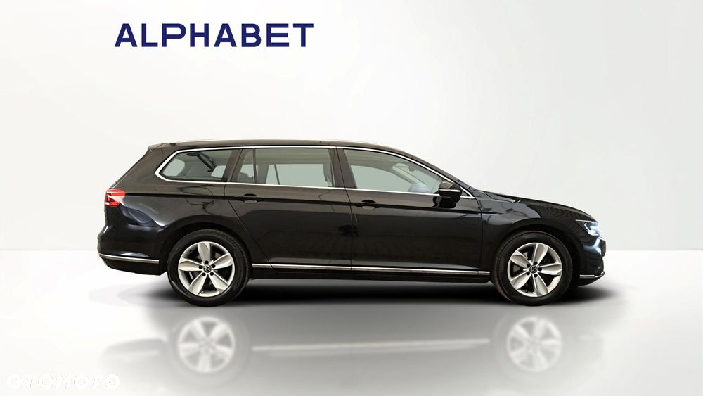 Volkswagen Passat - 5