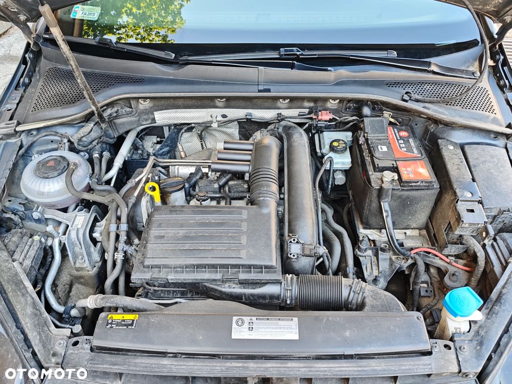 Volkswagen Golf 1.4 TSI BMT Highline - 18