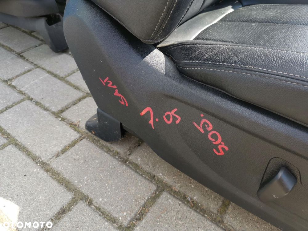 HYUNDAI SANTA FE IV KOMPLET FOTELI SKORA FOTELE KANAPA BOCZKI 7 OSÓB - 4