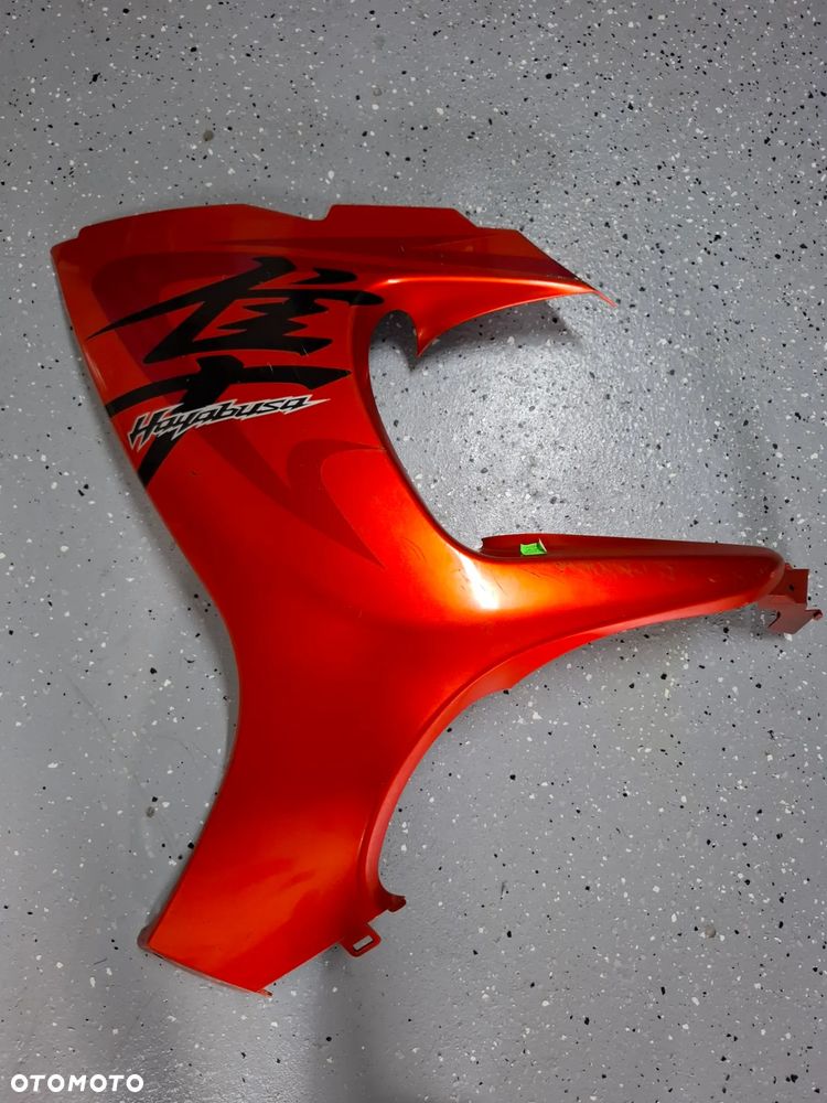 Suzuki GSXR 1300 Hayabusa wypełnienie panel owiewka boczek bok - 2