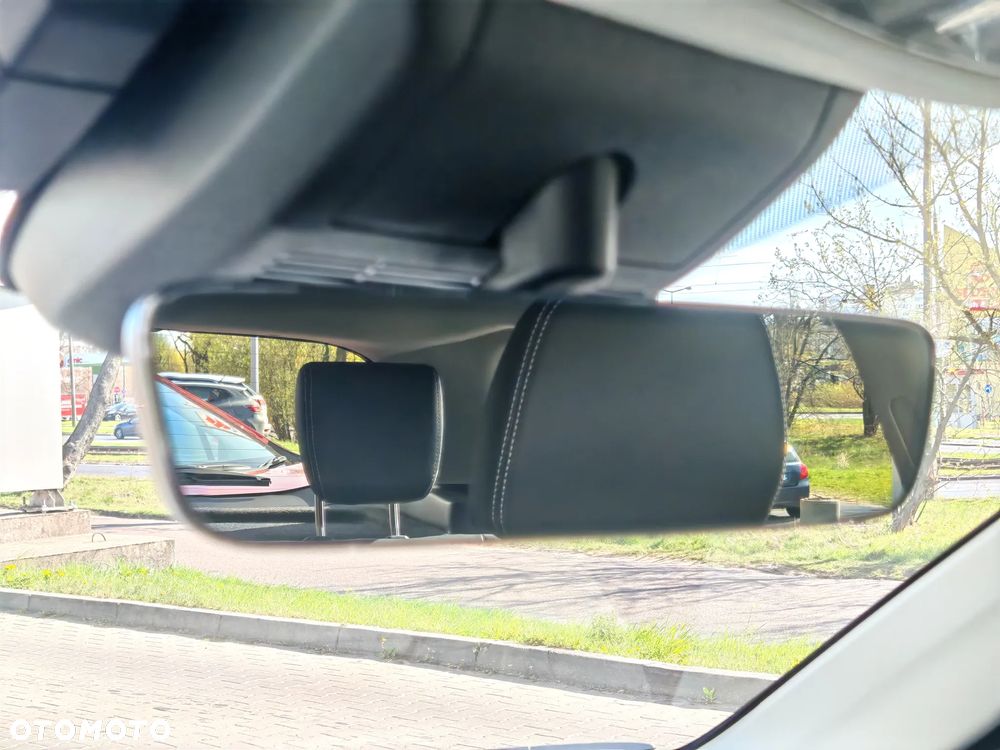 Suzuki Vitara 1.4 Boosterjet mHEV Elegance 2WD - 26