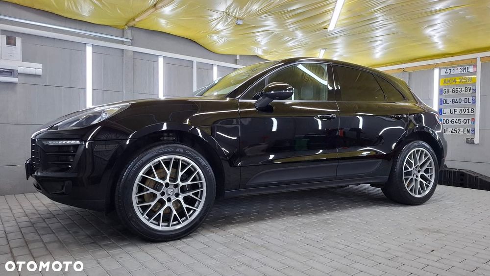 Porsche Macan - 4