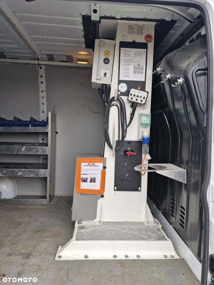 Renault Master Zwyżka Podnośnik Koszowy - 18