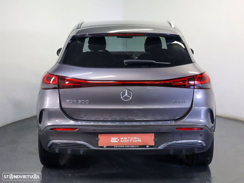 Mercedes-Benz EQA 300 4Matic AMG Line - 5