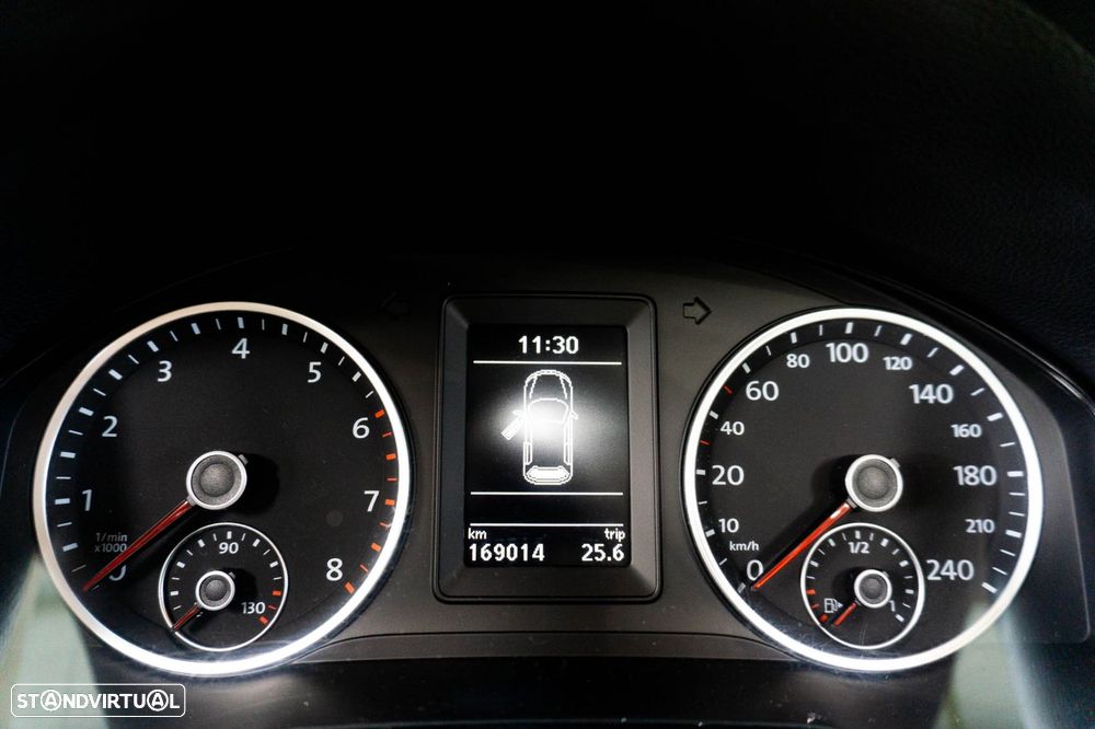 VW Tiguan - 12