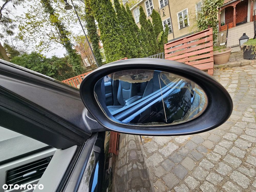 BMW Seria 3 318i - 28