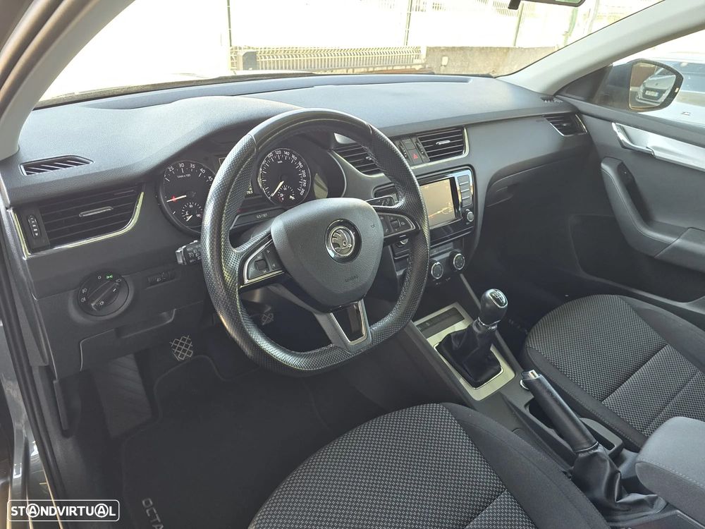 Skoda Octavia Break 1.6 TDi Style - 16
