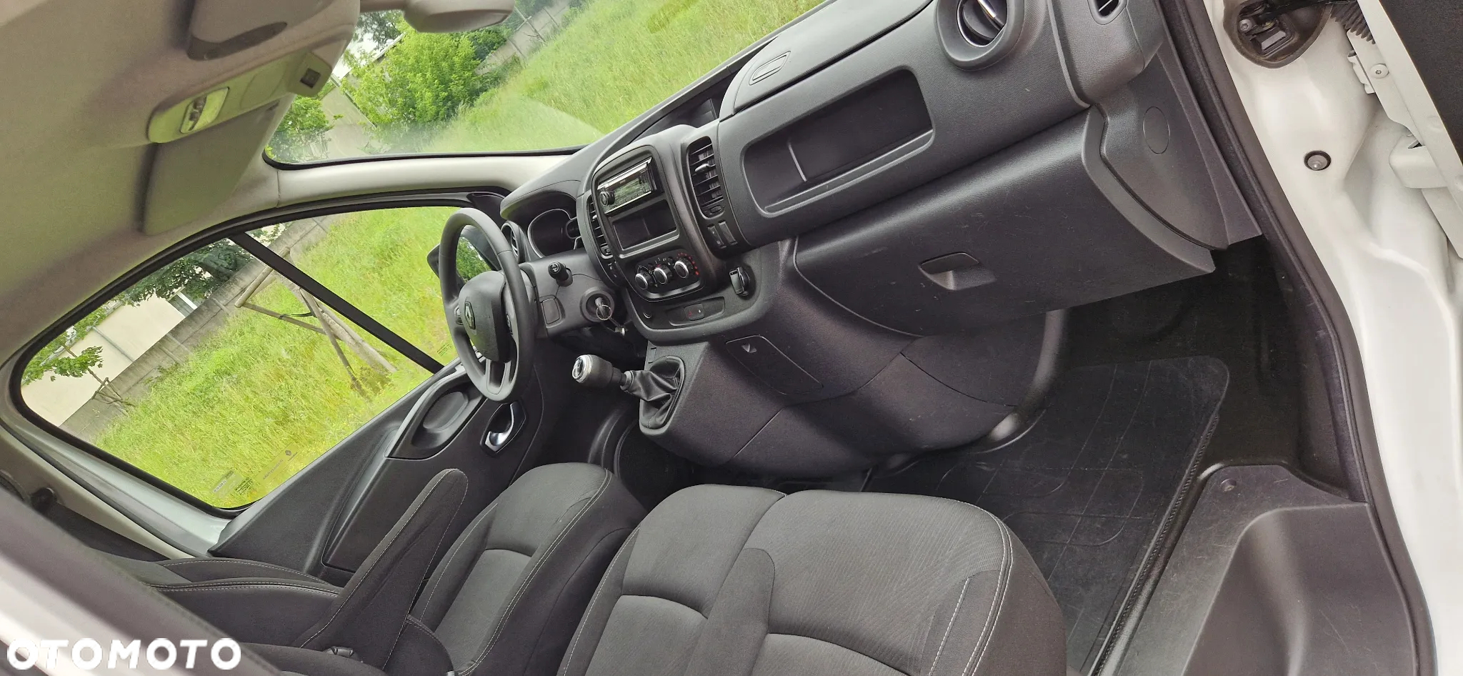 Renault TRAFIC - 9